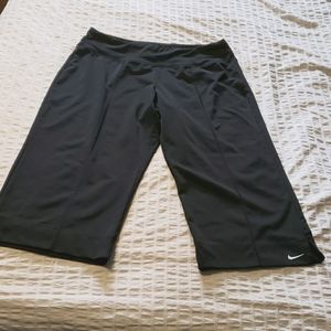 NIKE Yoga Pants/Capris